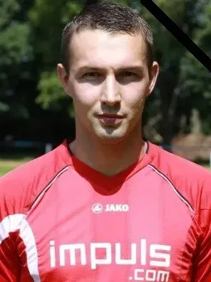 Nachruf Dennis Lewenhagen